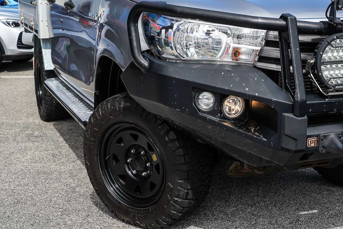 2018 Toyota Hilux SR GUN126R 4X4