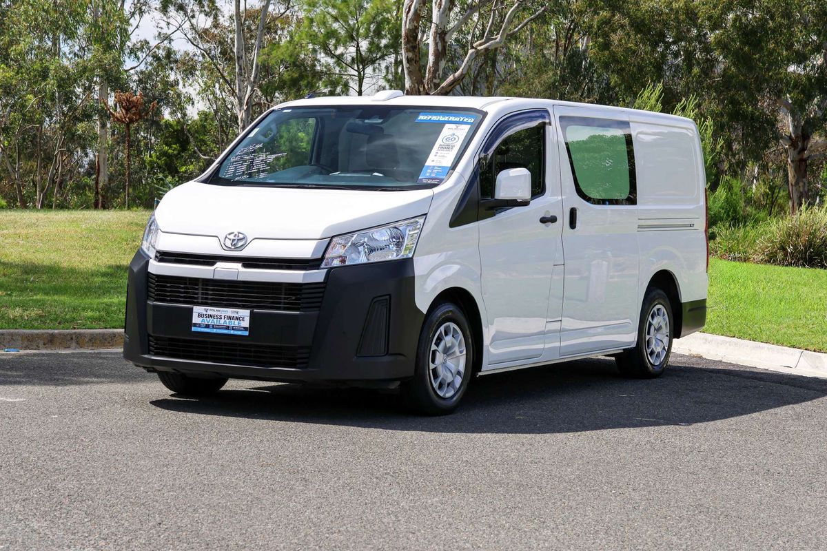 2023 Toyota Hiace GDH300R LWB image 7