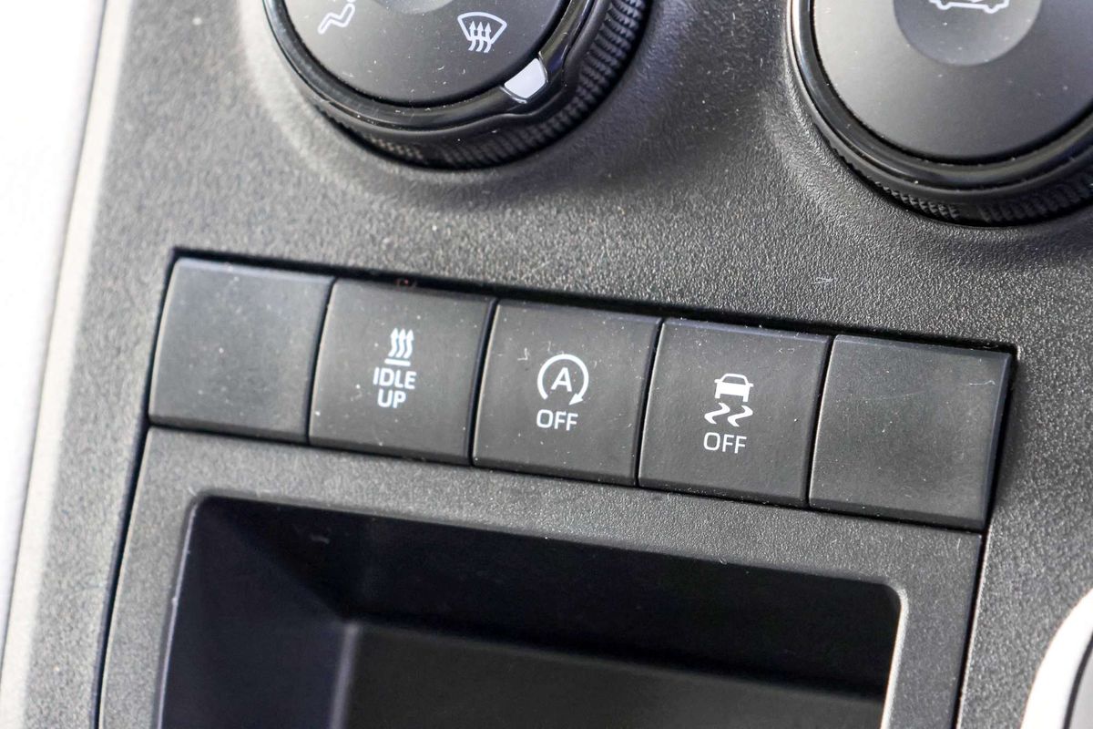 2023 Toyota Hiace GDH300R LWB image 19