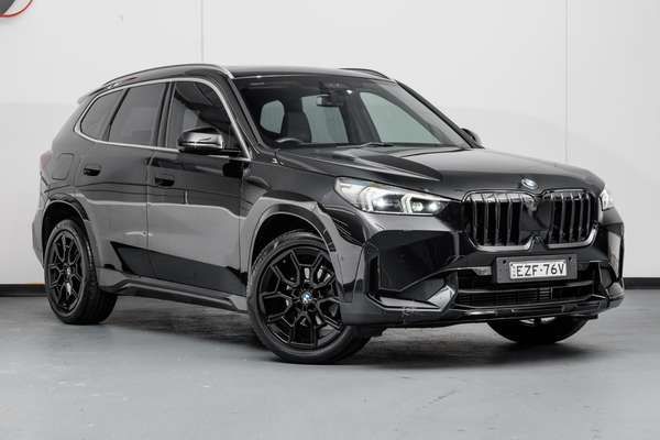 2022 BMW X1 sDrive18i U11