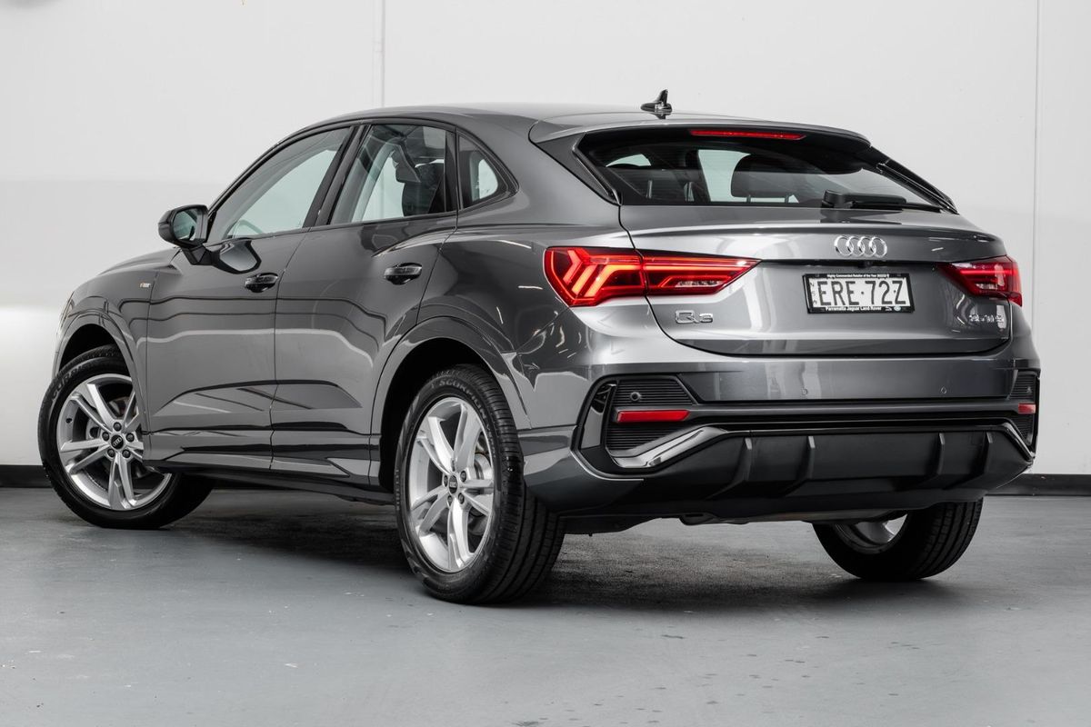 2022 Audi Q3 35 TFSI S line F3