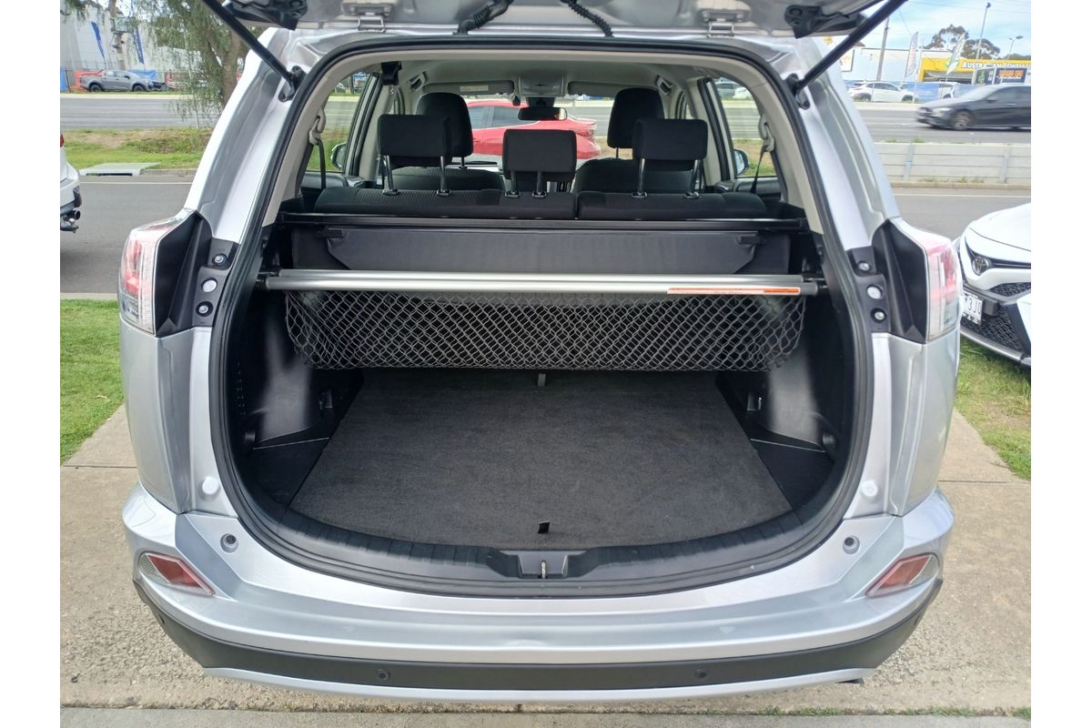 2017 Toyota RAV4 GX ZSA42R image 7