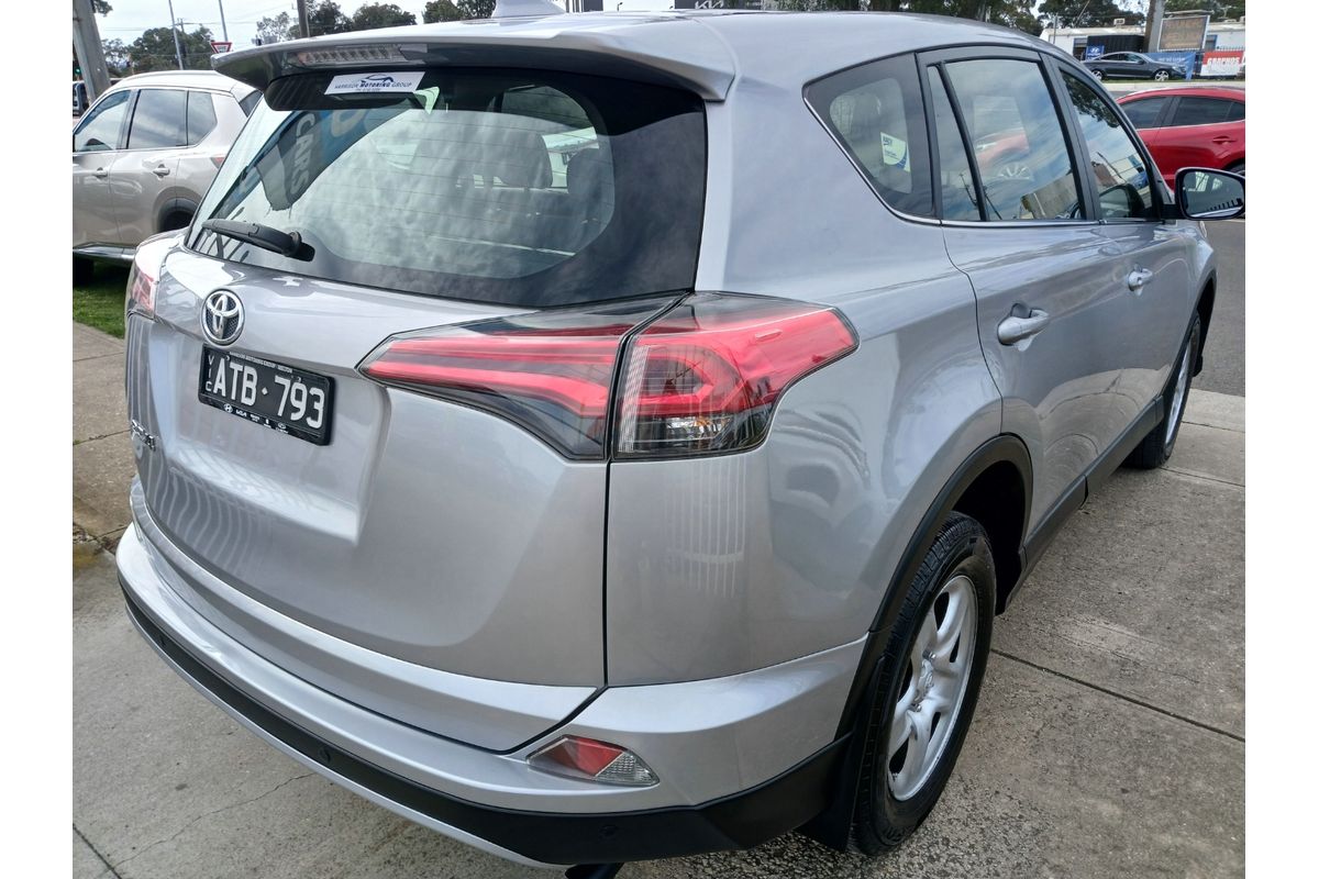 2017 Toyota RAV4 GX ZSA42R image 8