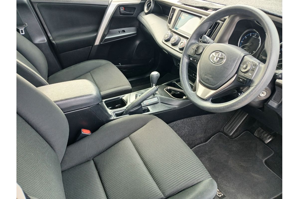 2017 Toyota RAV4 GX ZSA42R image 11