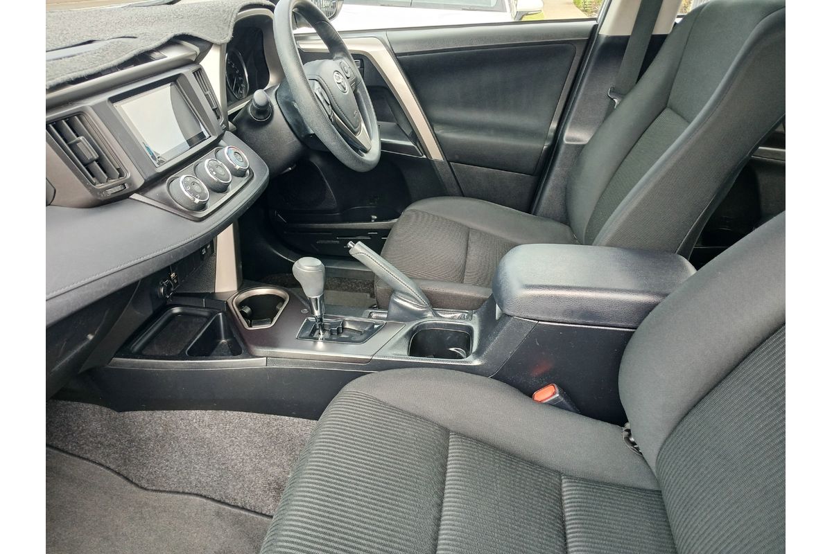 2017 Toyota RAV4 GX ZSA42R image 17