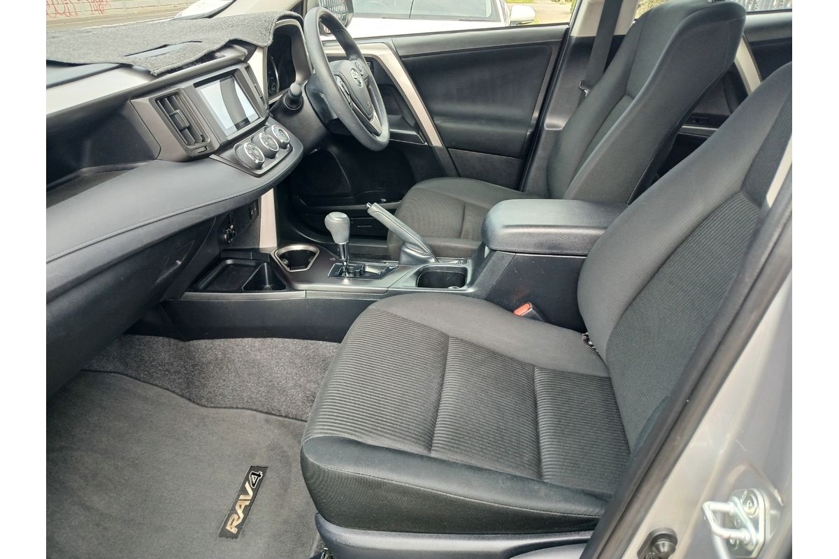 2017 Toyota RAV4 GX ZSA42R image 18