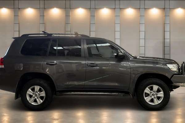 2020 Toyota Landcruiser GXL VDJ200R