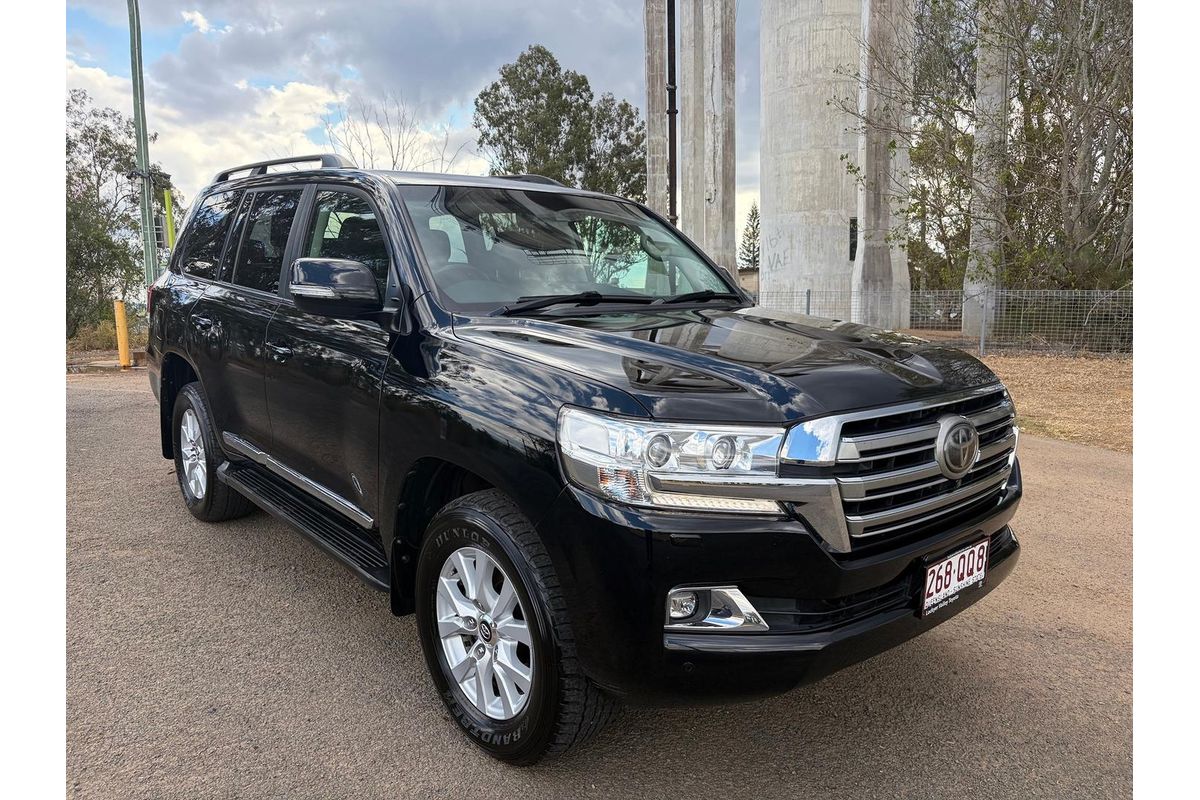2019 Toyota Landcruiser Sahara VDJ200R