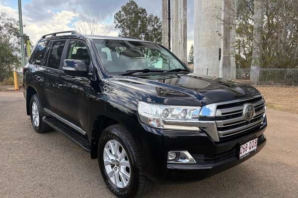 2019 Toyota Landcruiser Sahara VDJ200R