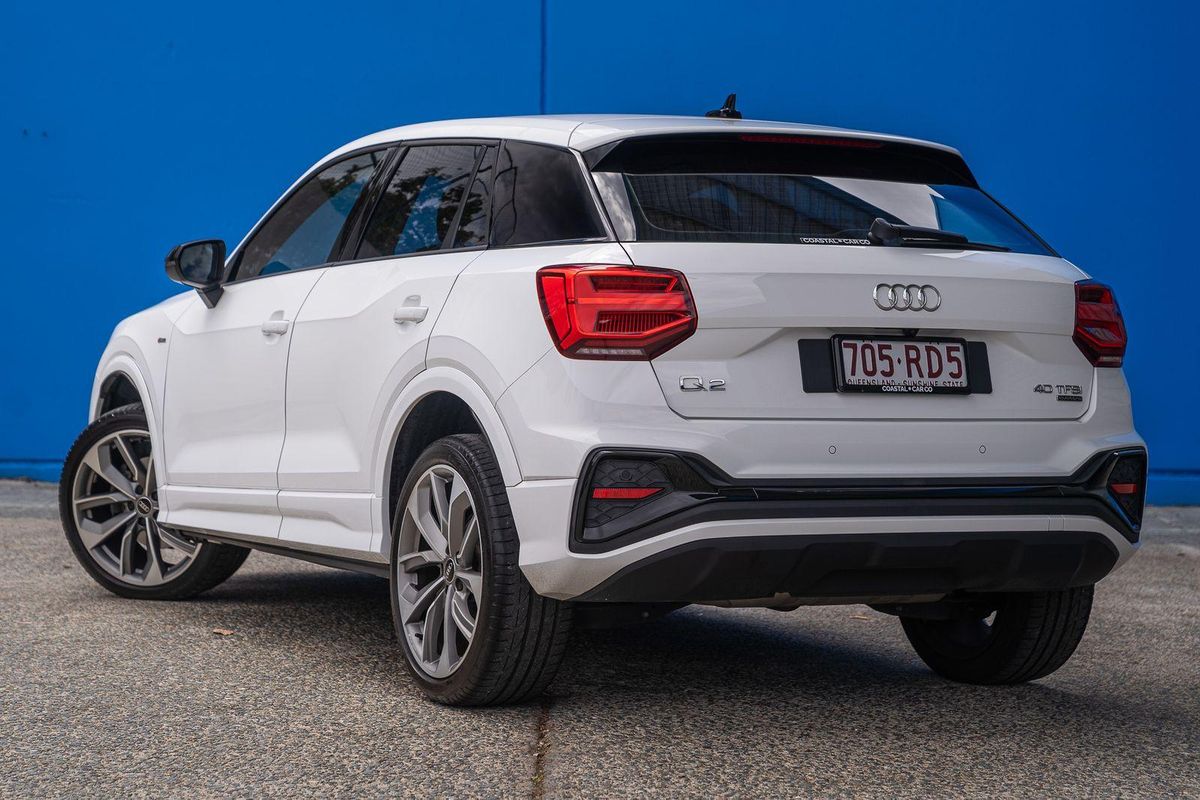 2022 Audi Q2 40 TFSI S line GA