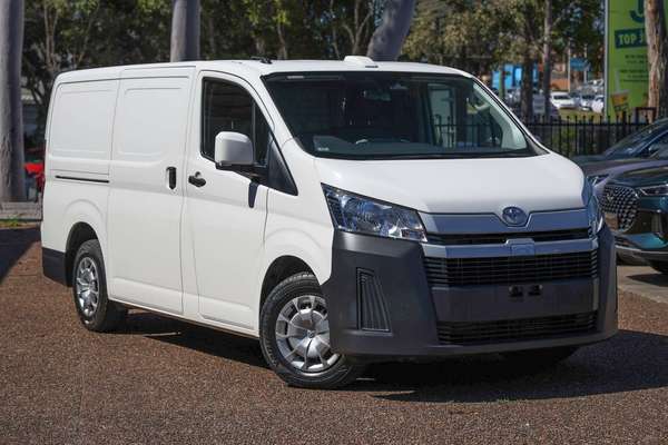 2022 Toyota Hiace GDH300R LWB