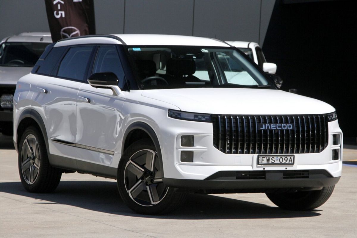 2025 OMODA JAECOO J7 SHS Track