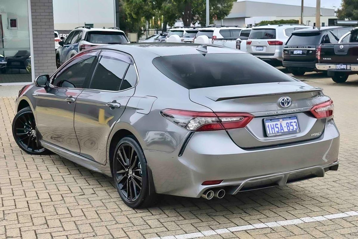 2022 Toyota Camry SX AXVH70R