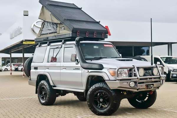 2021 Toyota Landcruiser GXL VDJ76R