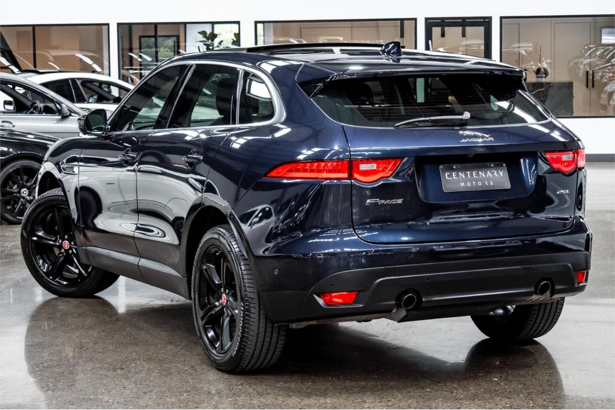 2018 Jaguar F-PACE 25t Prestige X761