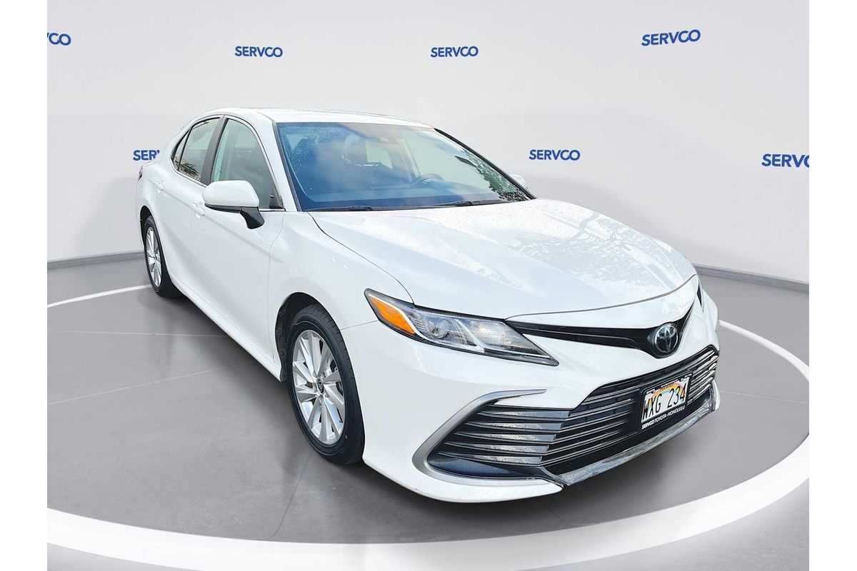 2024 Toyota Camry LE