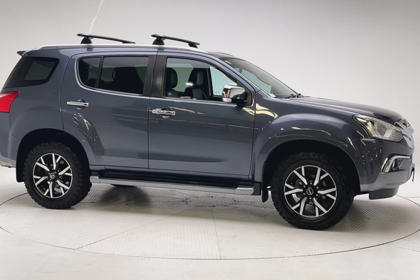 2019 Isuzu MU-X LS-T thumb-3
