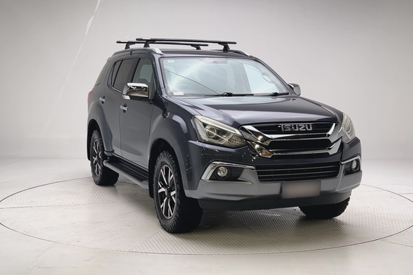2019 Isuzu MU-X LS-T thumb-4