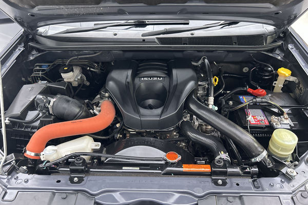 2019 Isuzu MU-X LS-T thumb-10