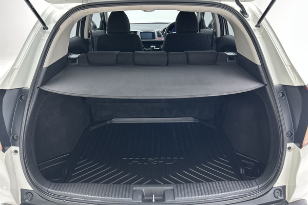 2016 Honda HR-V VTi thumb-20