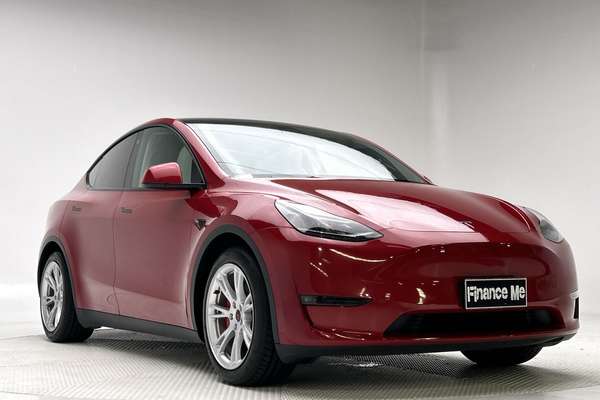 2023 Tesla Model Y Performance