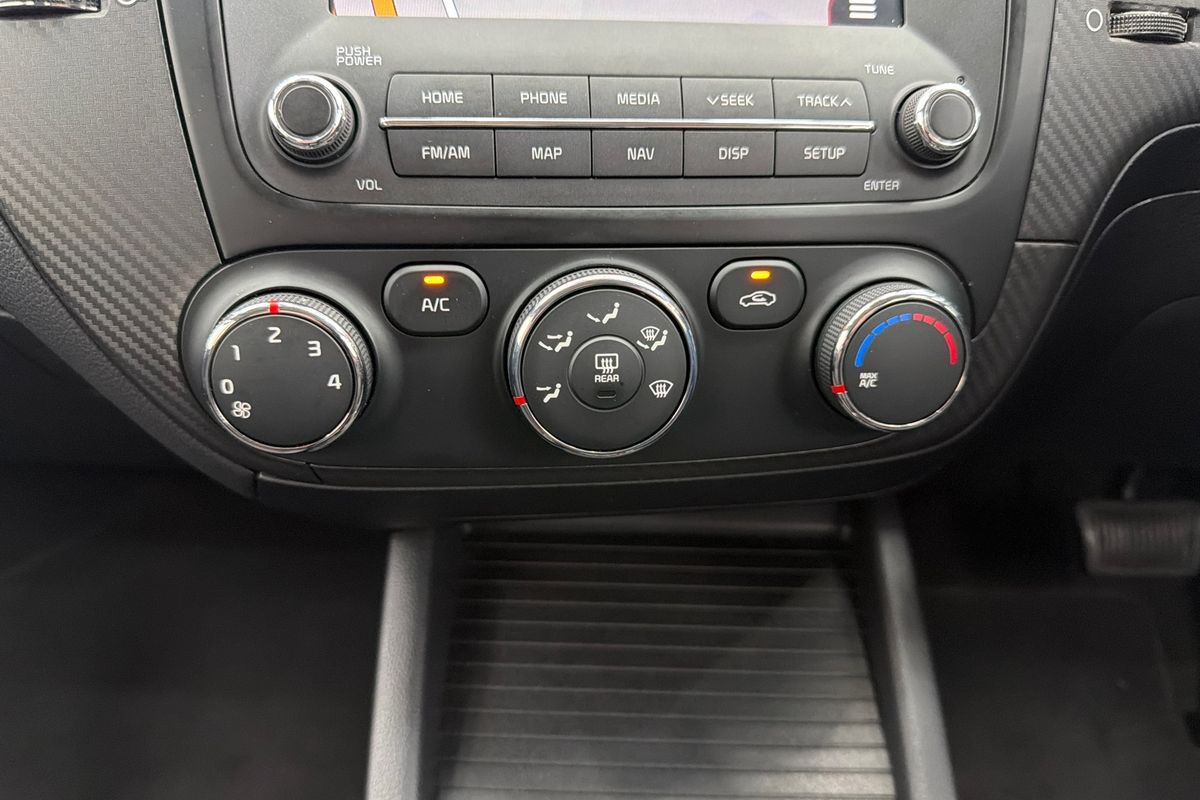 2014 Kia Cerato Si YD