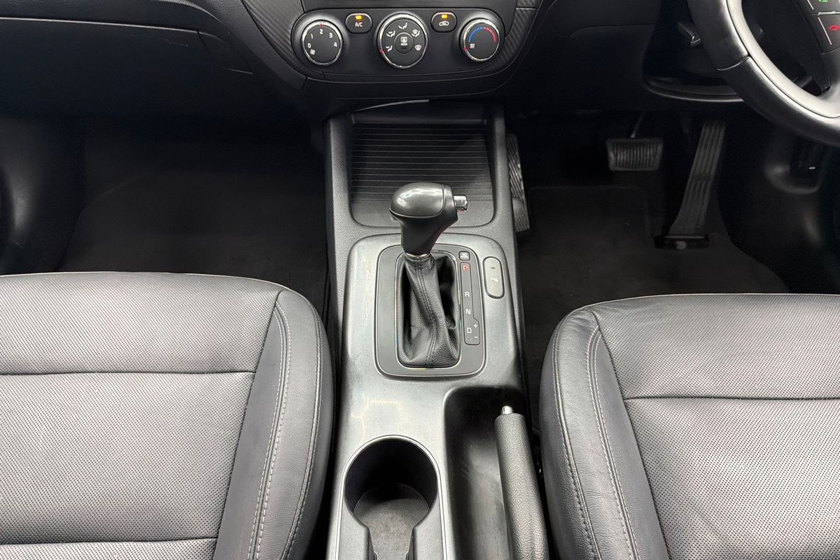 2014 Kia Cerato Si YD