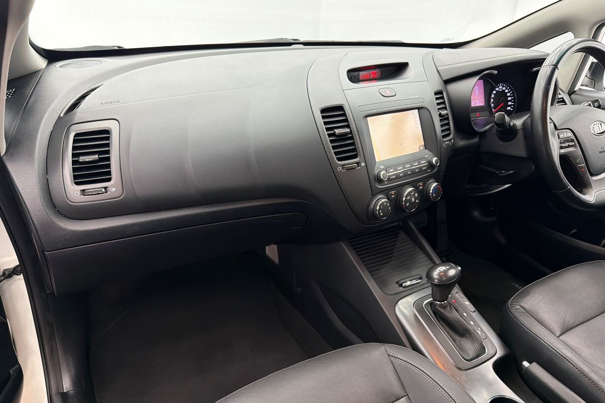 2014 Kia Cerato Si YD