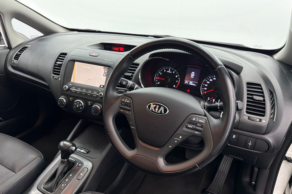 2014 Kia Cerato Si YD