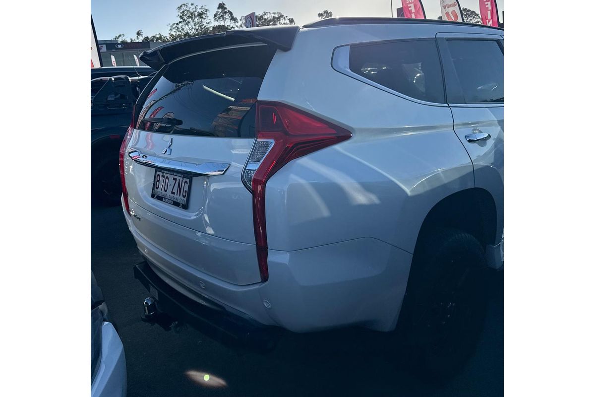2019 Mitsubishi Pajero Sport Black Edition QE