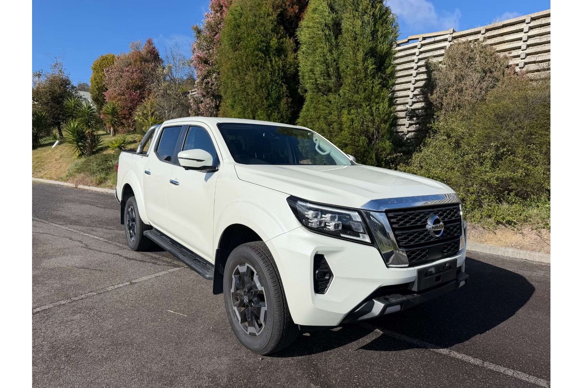 2025 Nissan Navara ST-X D23 4X4