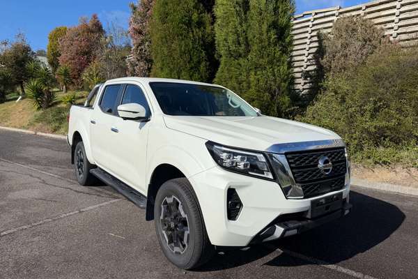2025 Nissan Navara ST-X D23 4X4