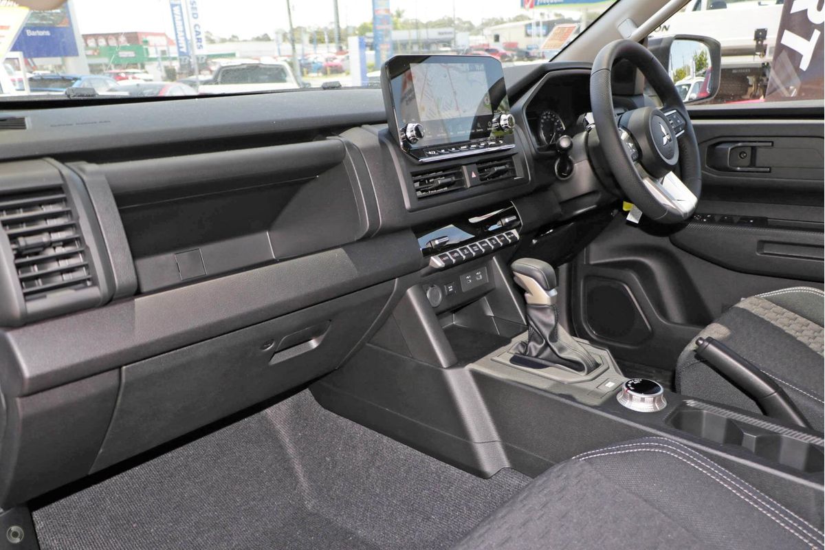 2025 Mitsubishi Triton GLX-R MV 4X4
