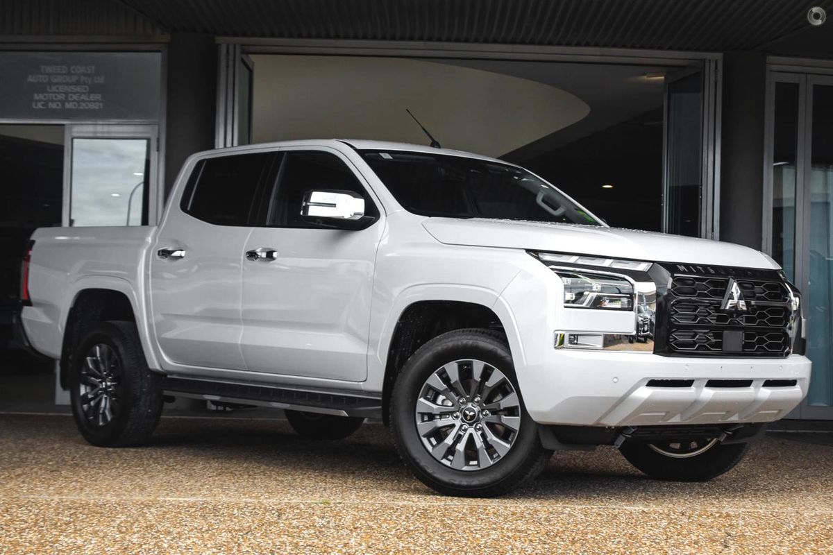 2025 Mitsubishi Triton GLS MV 4X4
