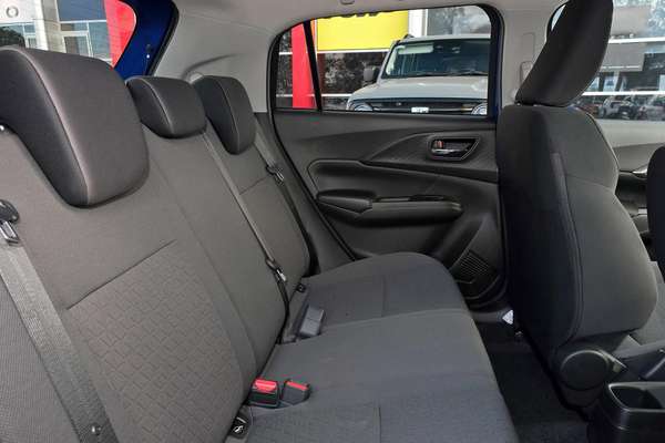 2026 Suzuki Swift Hybrid GLX UZ