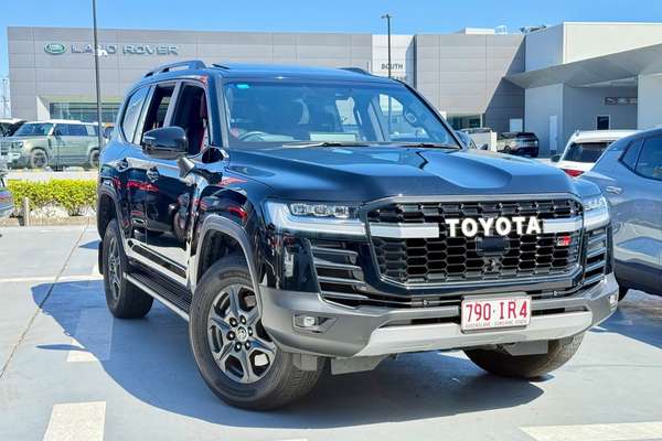 2023 Toyota Landcruiser GR Sport FJA300R
