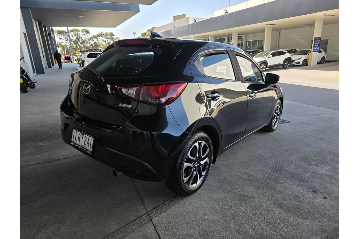 2017 Mazda 2 Genki DJ Series image 7