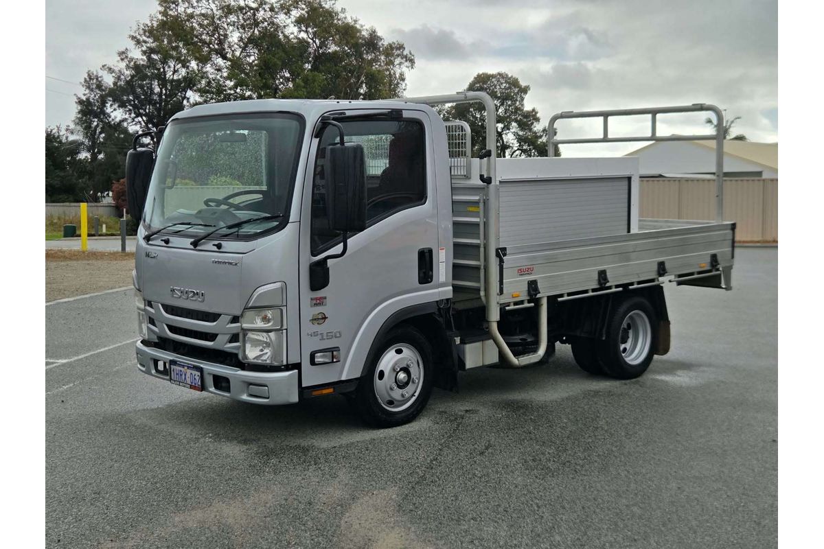2022 Isuzu N Series NNR 45-150 SWB