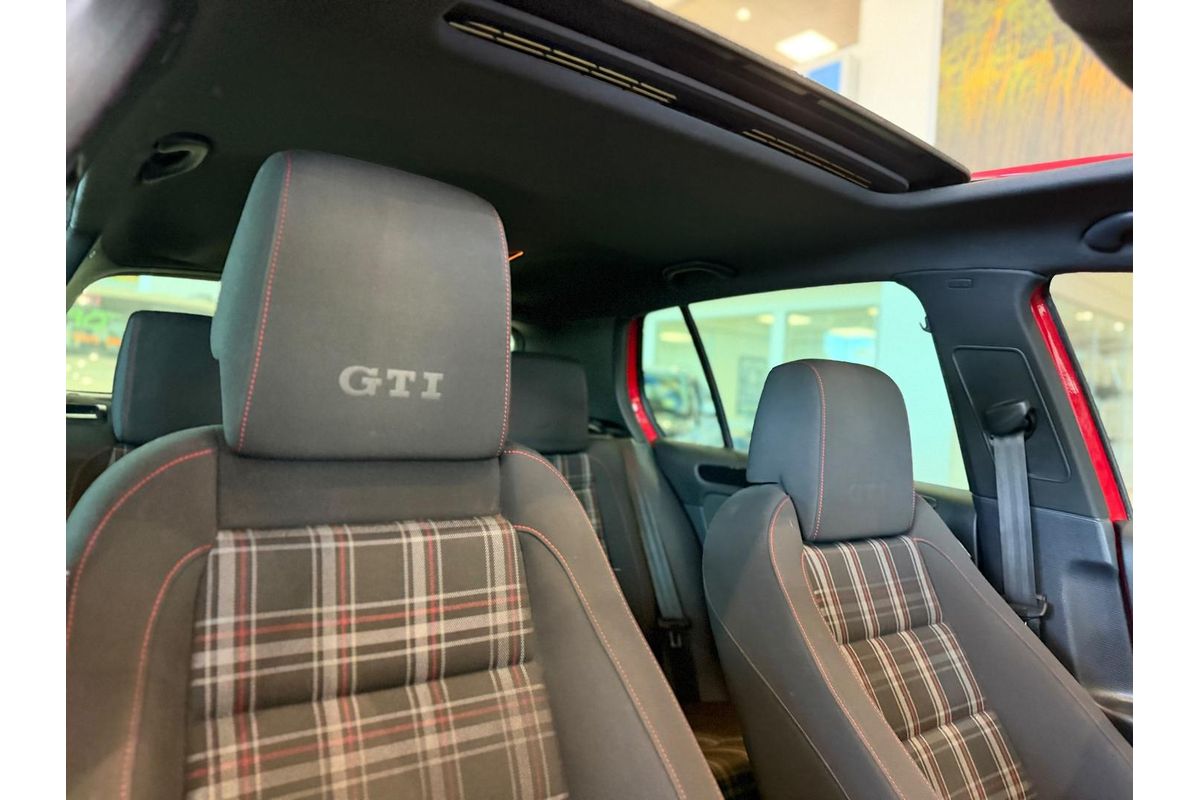 2013 Volkswagen Golf GTI VI