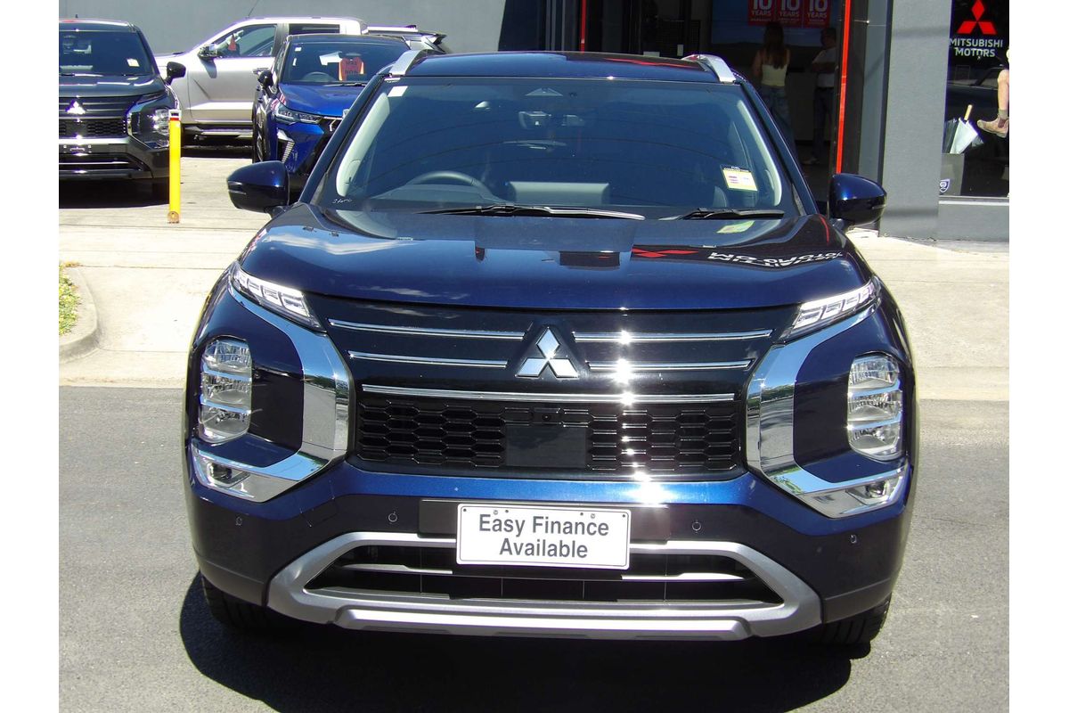 2025 Mitsubishi Outlander LS ZM