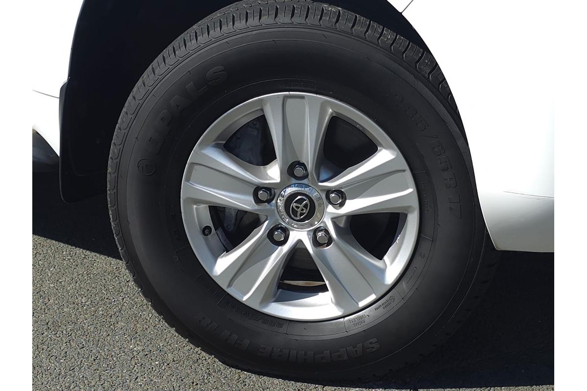 2017 Toyota Landcruiser GXL VDJ200R