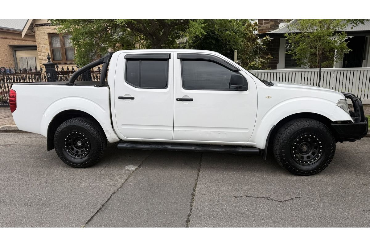 2012 Nissan Navara RX (4x4) D40 MY12 4X4