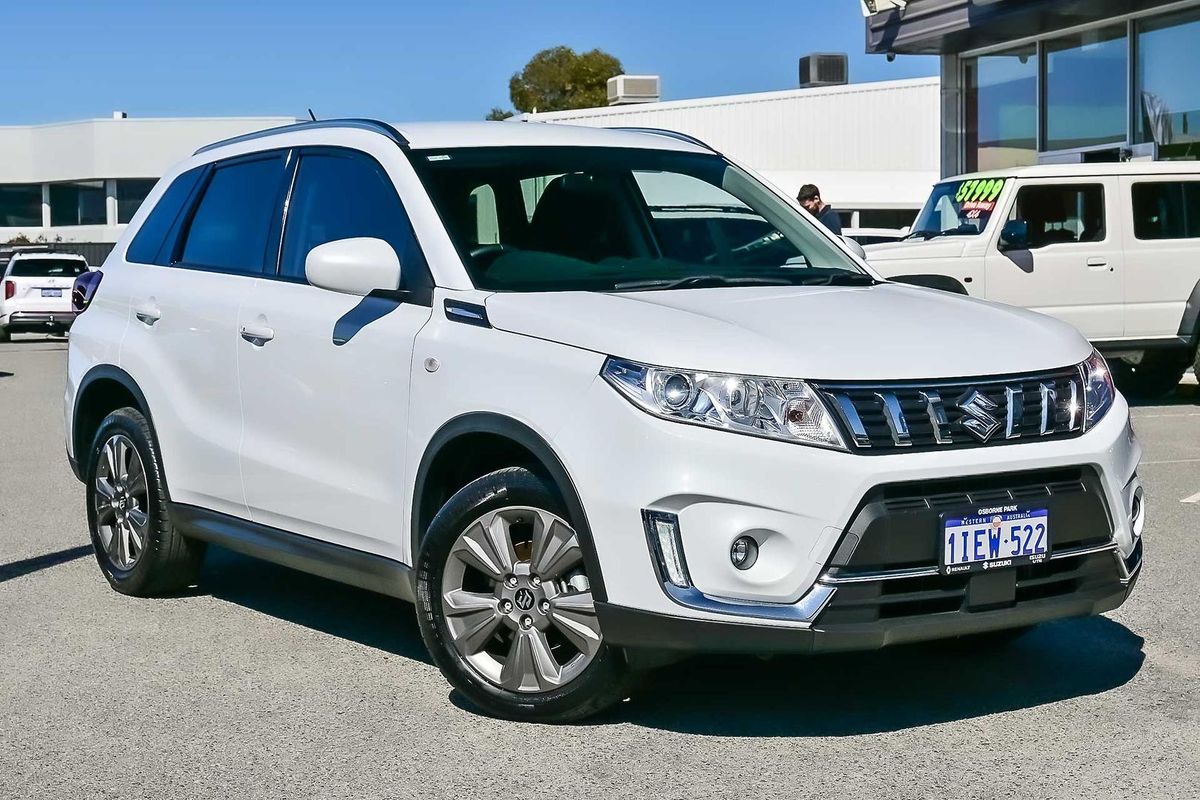 2023 Suzuki Vitara Shadow LY Series II