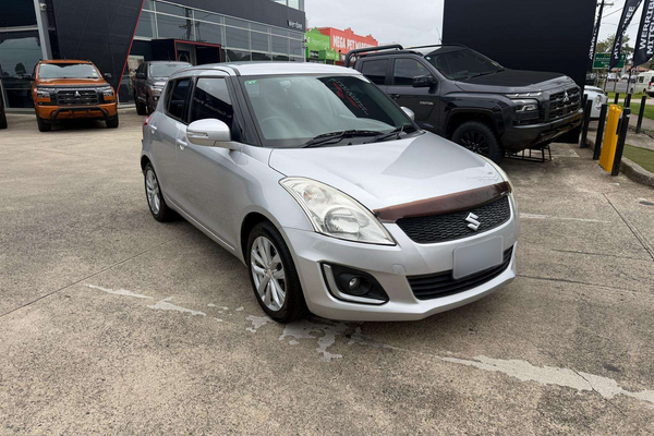 2015 Suzuki Swift GL Navigator FZ