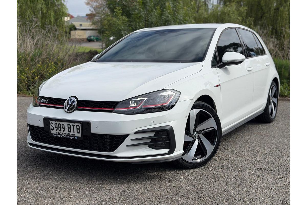 2017 Volkswagen Golf GTI 7.5