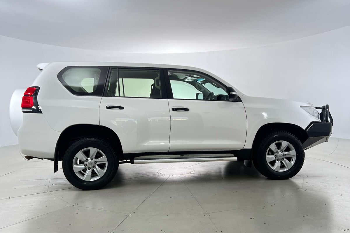 2022 Toyota Landcruiser Prado GX GDJ150R