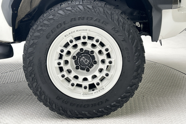 2022 Toyota Hilux Rogue GUN126R 4X4 thumb-9