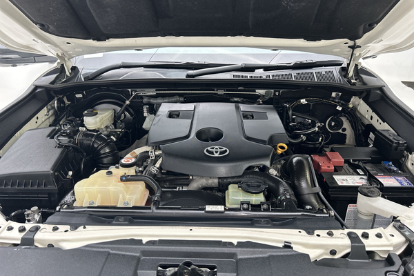 2022 Toyota Hilux Rogue GUN126R 4X4 thumb-10