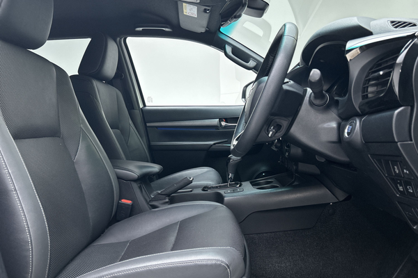 2022 Toyota Hilux Rogue GUN126R 4X4 thumb-12