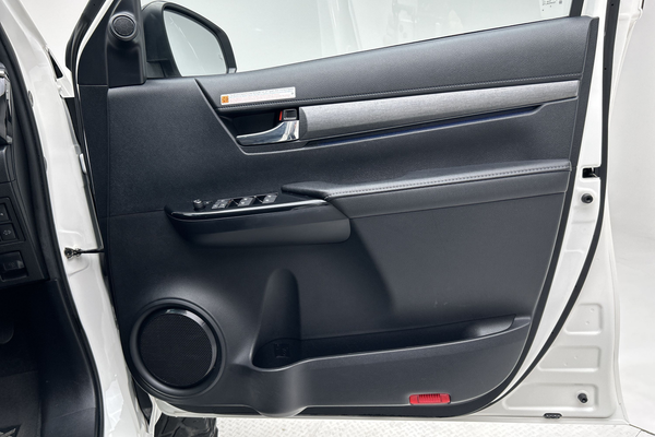 2022 Toyota Hilux Rogue GUN126R 4X4 thumb-18